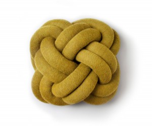 knot cushion poduszka kula