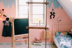 górki namalowane w pokoju dziecięcym